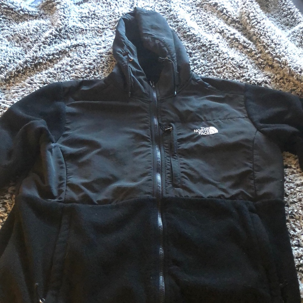Women’s North Face zip up jacket